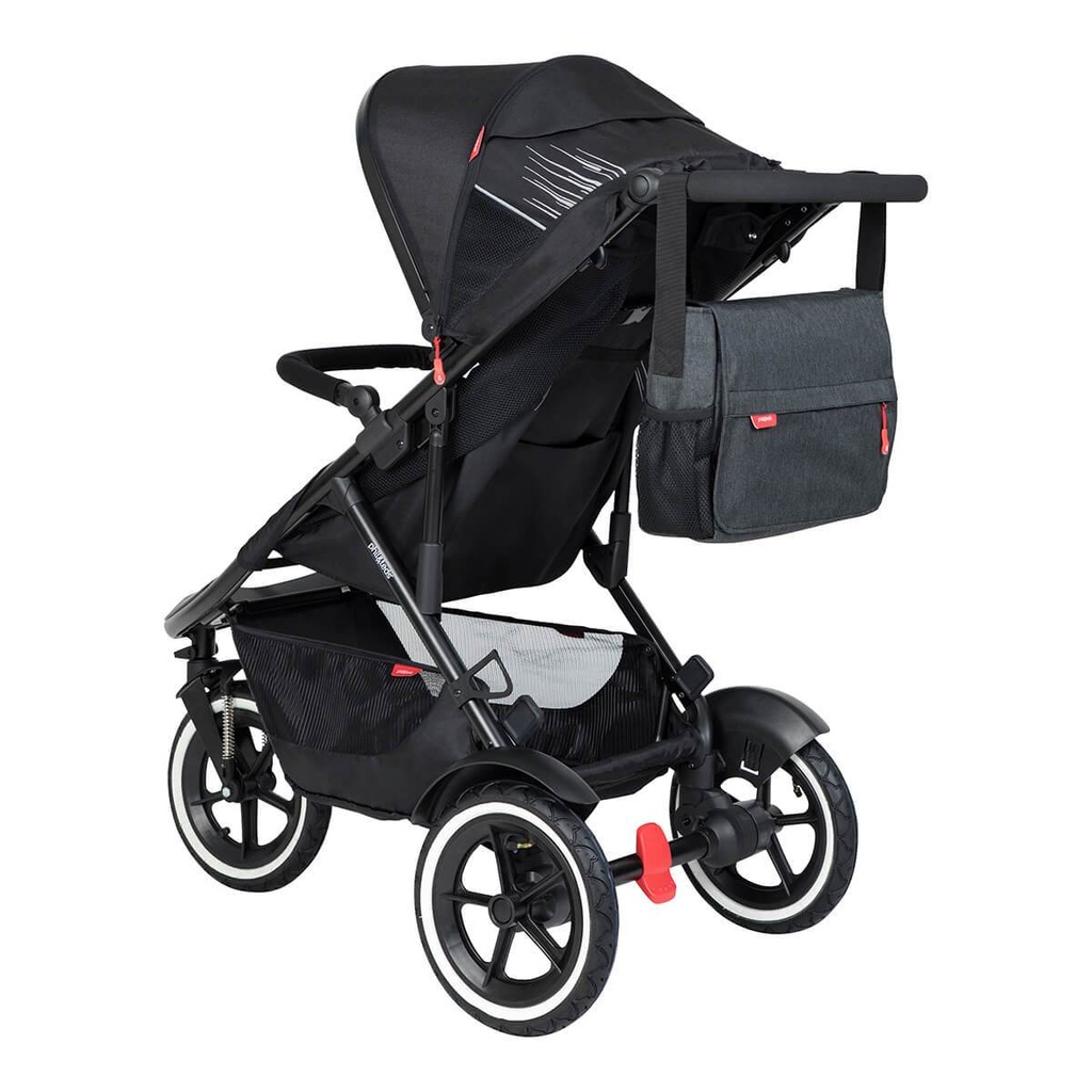 phil&teds sport buggy with diddie bag in the rear 3qtr view